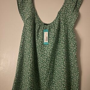 Papermoon Light Green and white Floral Short-Sleeve Women's Top size XL